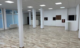 Reprezentatívne obchodné priestory - 170 m2 na sídl. Furča - 4