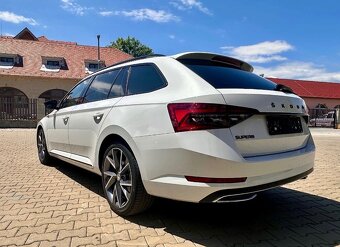 Škoda Superb combi 2.0 TDI Sportline DSG - 4