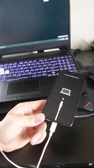 Iphone 12 pro na náhradné diely - 4