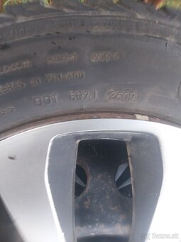 185/65r14 kolesá puklice - 4