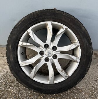Peugeot 5x108 R17 215/55R17 - 4