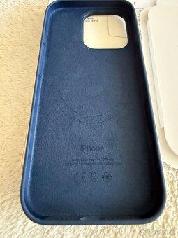Apple Silikónový kryt s MagSafe pre iPhone 16 Pro - Denim - 4