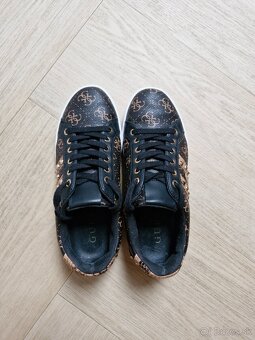 Guess cierne hnede bezove zlate monogram tenisky 36 a 38 - 4