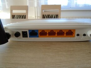 Router TP-LINK TL-WR841N - 4