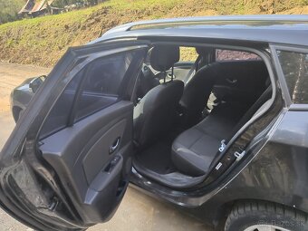 Renault Megane lll 1.5 dci - 4