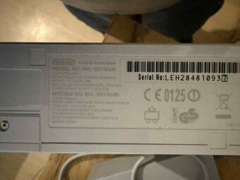 Predám Nintendo Wii - 4