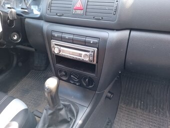 Predam škoda Octavia 1.9 TDI.74 kw.tour - 4
