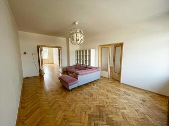 nekonvenčný 3,5–izbový byt, Martin – Centrum - 4