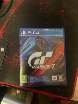 PlayStation 4 500gb – skvelý stav, pripravená na hranie - 4