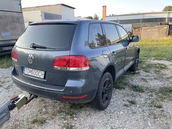Volkswagen Touareg - 4