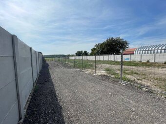 na predaj 2 samostatné pozemky - 4