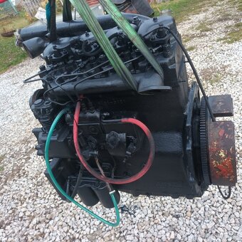 Motor zetor 6701 - 4