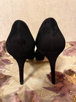 Luxusné lodičky PRADA – ikonická elegancia - 4