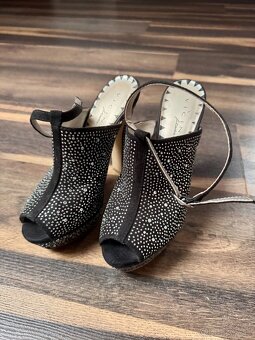 Sandále veľkosť 38 - 4