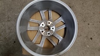 R17 5x112 mm originál seat leon - 4