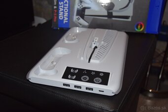 Nabíjací stojan s RGB a chladením pre PlayStation 5 / Slim - 4