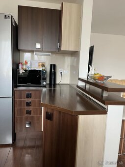 Predám kuchyňu zo spotrebičmi Whirlpool - 4