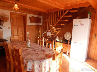 ZNÍŽENÁ CENA Chata vhodná na celoročné bývanie v Trávnici p - 4