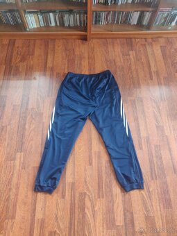 Adidas sportovní tepláky (vel. L) – výborný stav - 4