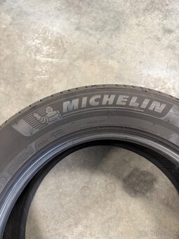 MICHELIN 215/65 R17 - letné - 4