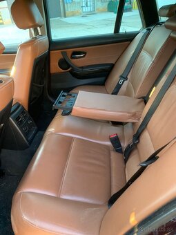 Interiér bmw e91 - 4