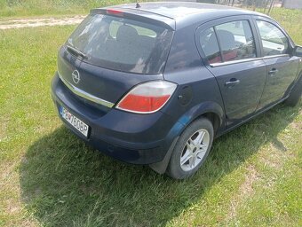 Opel Astra 1.6 benzín - 4