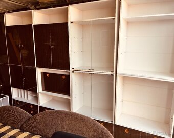Obyvacia stena 4.5 m. Plus 2 stoliky - 4