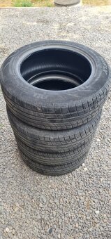 Celoročne Pneu 235/60 r18 - 4
