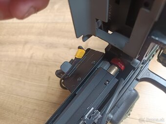 M249 A&K 2,2J - 4