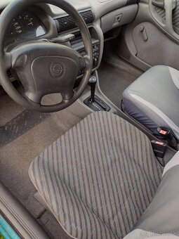 Opel Astra 1,6 Automat - 4