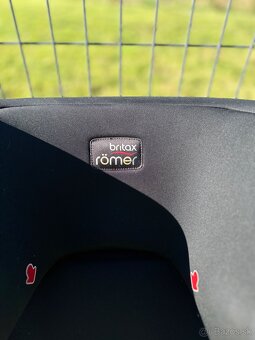 Isofix autosedačka Britax Römer 15–36 kg čierna - 4