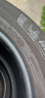 235/65 r17 zimné pneumatiky ,Michelin - 4