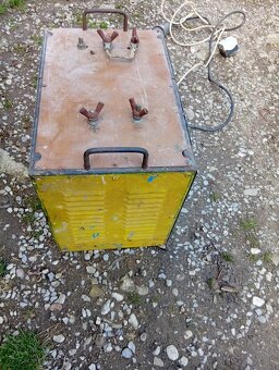 Predám tento pomocný zdroj - 4