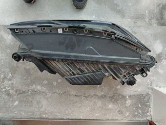 Volkswagen Touareg 3 Led Matrix Svetlá- cena za pár - 4