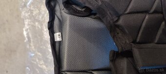 Jazdecká dievčenská vesta a prilba - 4