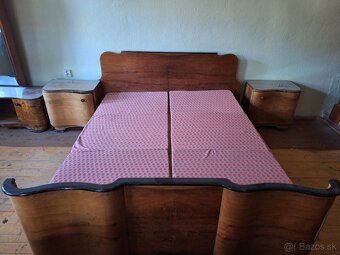 Starožitný nábytok - 4
