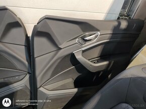 Audi E-tron interier - 4