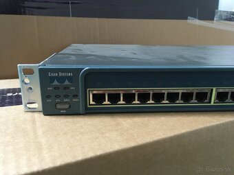 Switch CISCO Catalyst 2950 - 4