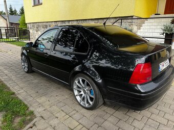 Volkswagen bora 1.9tdi 96kw - 4