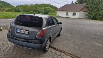 Predám KIA RIO - 4