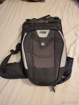 Moto batoh ruksak GIVI XS317 Xstream 30 L - 4