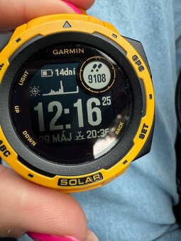 Garmin Instinct Solar, Sunburst - 4