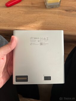 Ubiquiti Cloud Key Gen2+ + CKG2-RM (montazna sada do racku) - 4