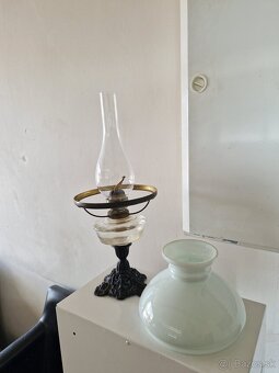Stara petrolejova lampa - 4