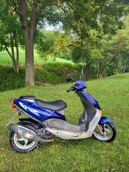 Predám skuter Hyosung sf 50 Prima - 4