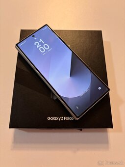 Samsung Galaxy Z Fold6 12 GB/512 GB Silver Shadow - 4