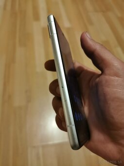 Google Pixel 7A Top stave - 4