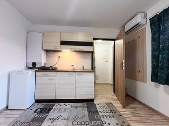 Prenájom garsónky v širšom centre Zvolena - 4