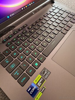 Asus ROG Strix G16 (model G614J) - 4