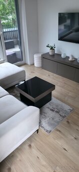 Konferenčný stolík - 4